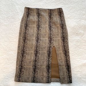 Snake print size L pencil skirt